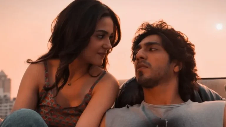 सैयारा रिव्यू: एक रोमांटिक सॉंग & स्टोरी वाला दिल छू लेने वाला अनुभव